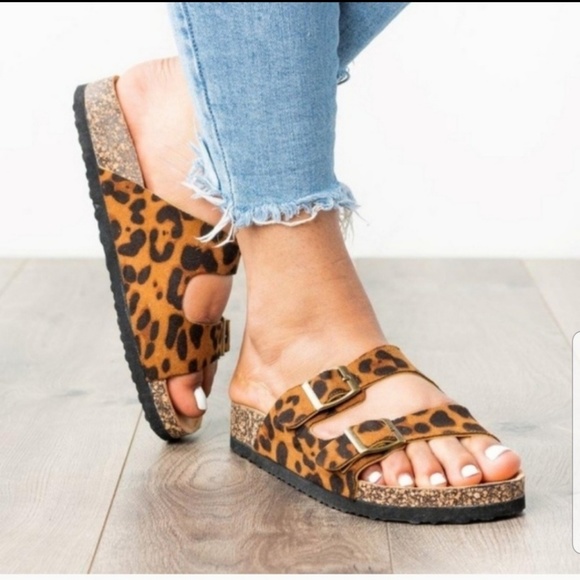 ❗PRICE FIRM 🆕️  Leopard Print Double Strap Sandal - Picture 7 of 8